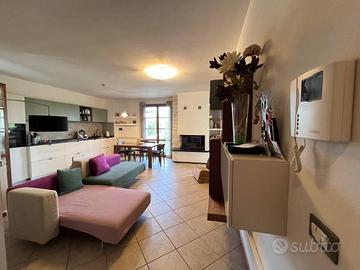 Appartamento di 75 m² con 3 locali e box auto a Ba