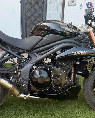 Triumph Speed Triple 1050 ABS