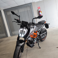 KTM Duke 125