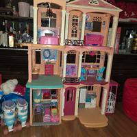 Casa di Barbie 3 piani originale con mobili perfet