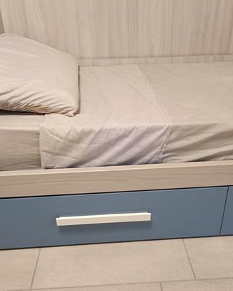 struttura letto con cassettoni+ materasso