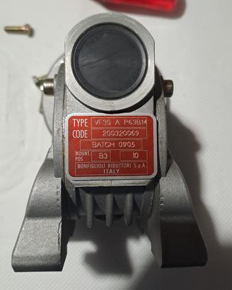 Riduttore vite senza fine VF30