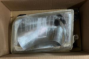 Ford Transit ricambi fari specchietti aspirazione