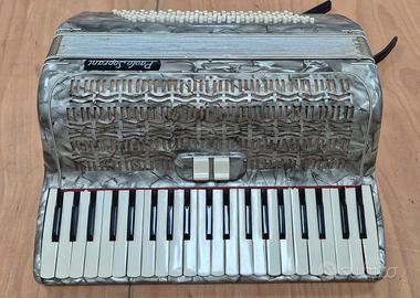 Fisarmonica Paolo Soprani Italia 120 bassi