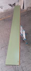 Tavola di legno massiccio 