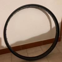 Cerchione per moto d'epoca gomme a tallone