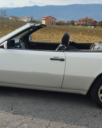 Mercedes-benz E 200 CABRIO (Mosca bianca)