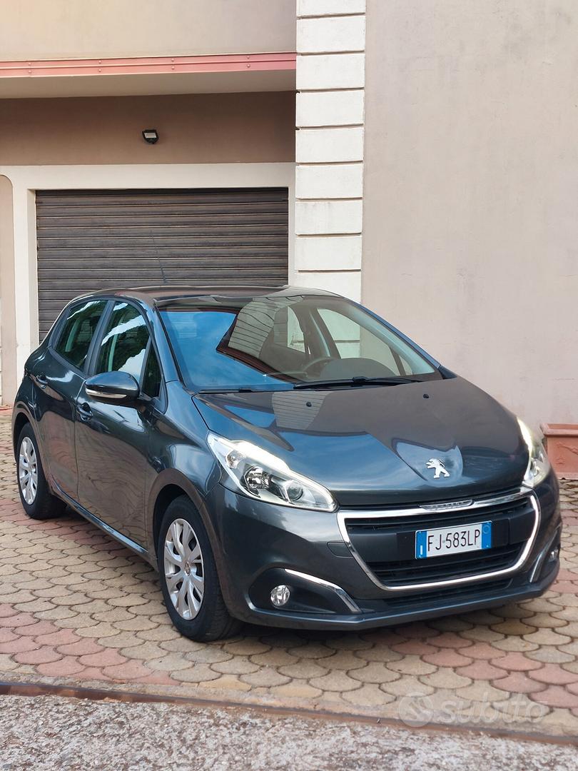 Peugeot 208 1° serie