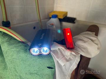 TORCIA E RETRO PER MTB NESTLING