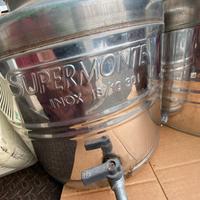 Contenitore per olio in acciaio