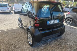Smart 700 city-coupé pure