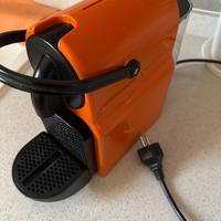 Macchina caffe Delonghi Nespresso con perdita d’ac