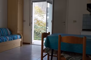 a Lignano zona darsena dal  19/9