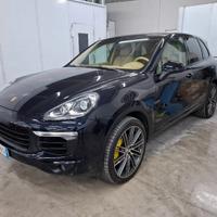 PORSCHE Cayenne 2ªs.'10-'18 - 2015