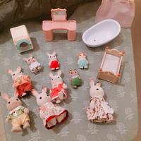 personaggi casa coniglietti sylvanian families 