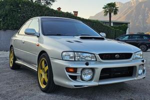 Subaru Impreza 2.0 Turbo GT 4WD (218 CV)