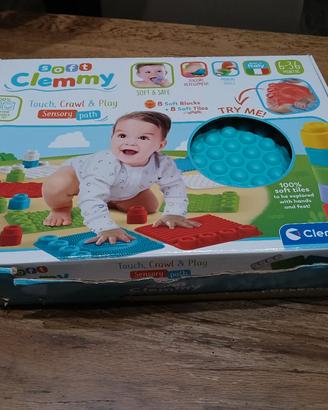 gioco mattoncini prima infanzia