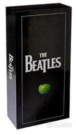 STRENNA DI NATALE: BOX “THE BEATLES” 16 CD