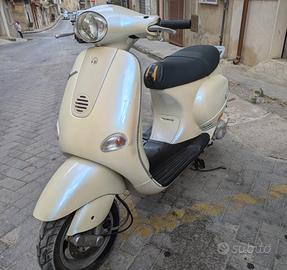 Piaggio Vespa 125 ET4 - 2004