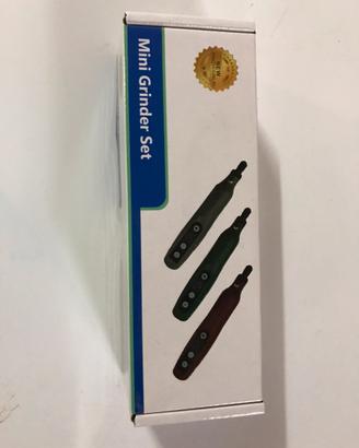 Piccola fresatrice a batteria