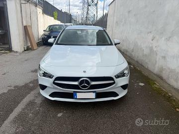 Mercedes-benz CLA 180 d Automatic Shooting Brake B