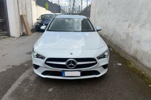 Mercedes-benz CLA 180 d Automatic Shooting Brake B