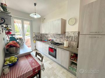 Appartamento di 115 m² con 5 locali e box auto dop