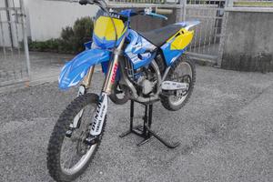 Yz 125 cross