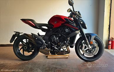 Mv agusta brutale 800 r