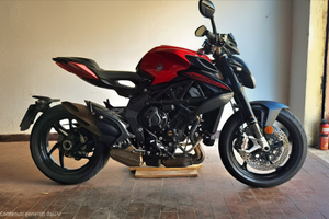 Mv agusta brutale 800 r