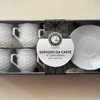 Servizio fa caffe in porcellana
