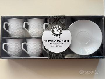 Servizio fa caffe in porcellana