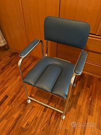 Sedia comoda sanitaria / wc