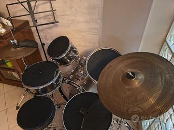 batteria musicale