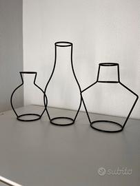 Vasi silhoutte  in metallo – Design 2D effetto 3D