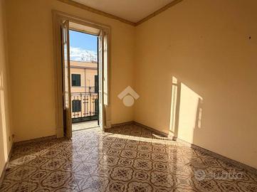 4 LOCALI A PALERMO