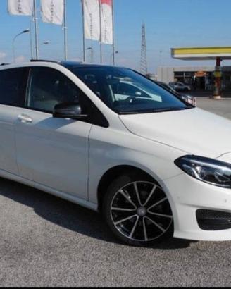 classe b 200 motore mercedes 136 cv