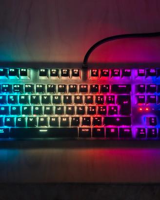 Tastiera ASUS TUF Gaming RGB Full-Size perfetta