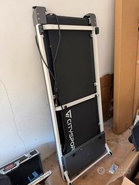 Tapis roulant nuovo con scatola