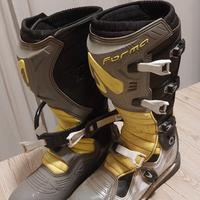 stivali enduro forma
