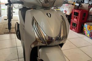 Honda sh 125i