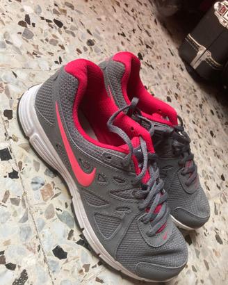 Nike Revolution 2 Donna