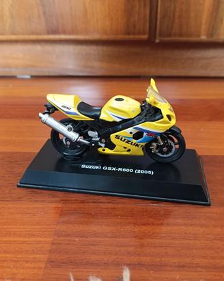 Suzuki GSX-R600 (2005) New Ray