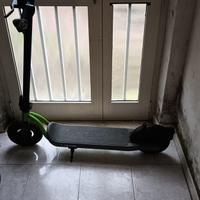 Monopattino argento Evo