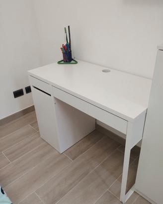 Scrivania Ikea