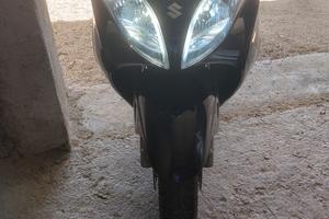 suzuki Burgman 
