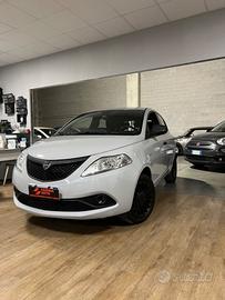 Lancia Ypsilon 1.2 69 CV 5 porte S&S Elefantino Bl