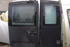 porta posteriore dx e sx vetrate Fiat Doblò