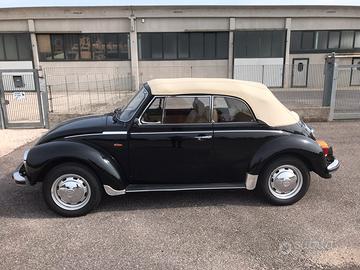 Volkswagen Maggiolino cabrio