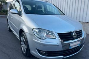 Volkswagen Touran 1.9 TDI 105CV 7 POSTI